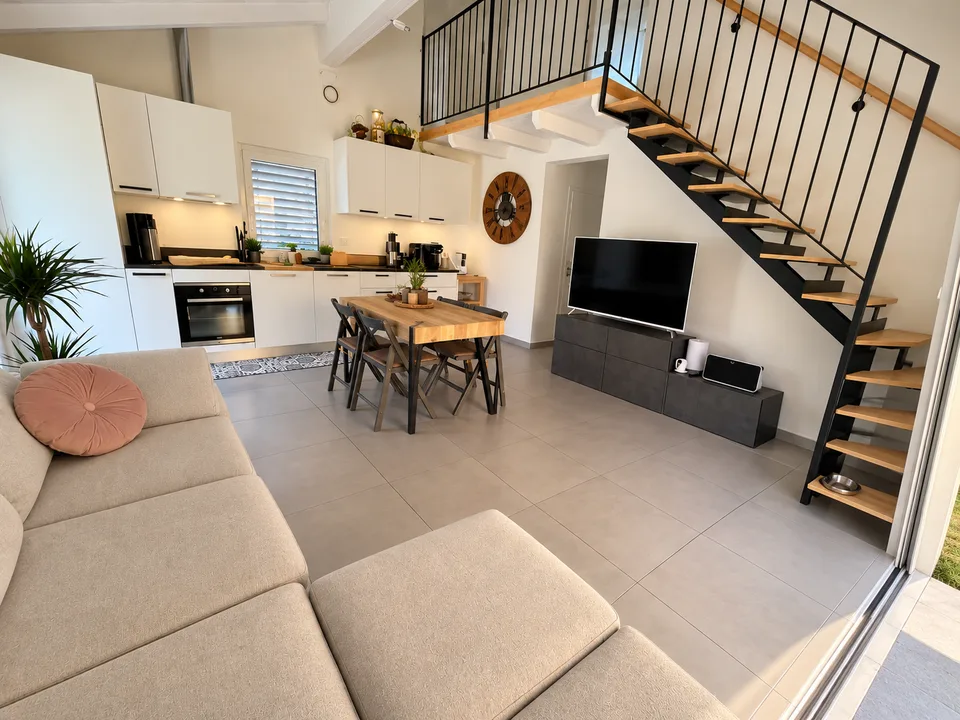Modern house in Riviera – Nosícc – photo 3 of 7