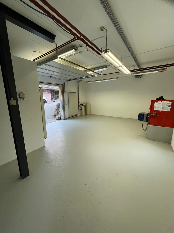90 m² Spazio commerciale / Laboratorio in affitto a Courroux – foto 5 di 10