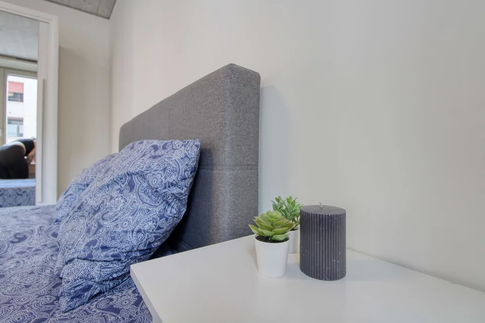 Möbliertes Studio mit eigener Küche und eigenem Bad im Neubau in Schlieren – Foto 5 von 26