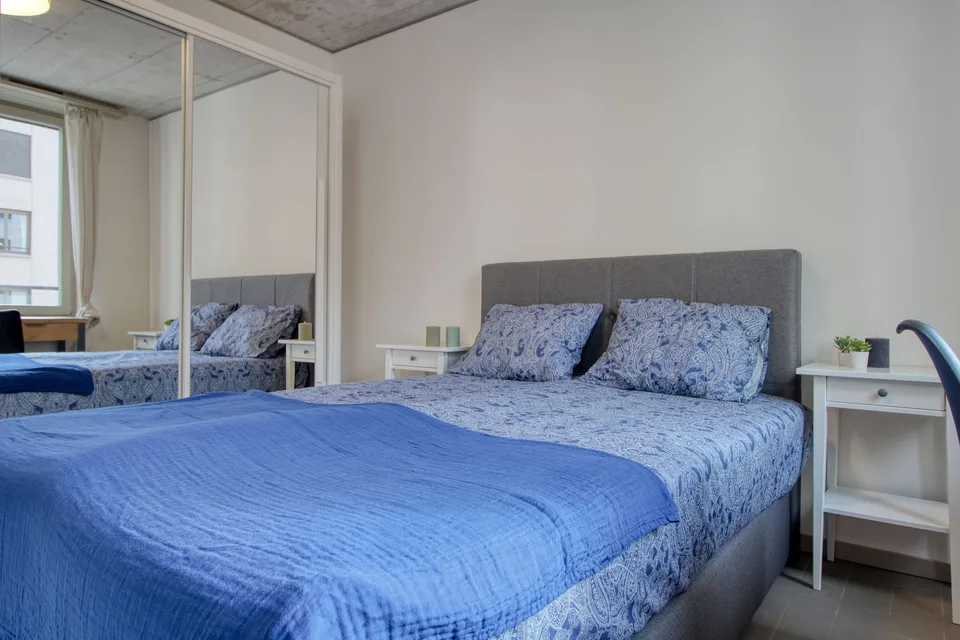 Möbliertes Studio mit eigener Küche und eigenem Bad im Neubau in Schlieren – Foto 6 von 26