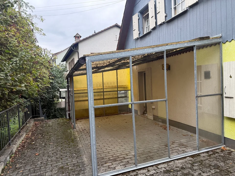Charmantes 5.5-Zimmer-Einfamilienhaus mit Einliegerwohnung 1.5 Zimmer in Nidau – Foto 7 von 14