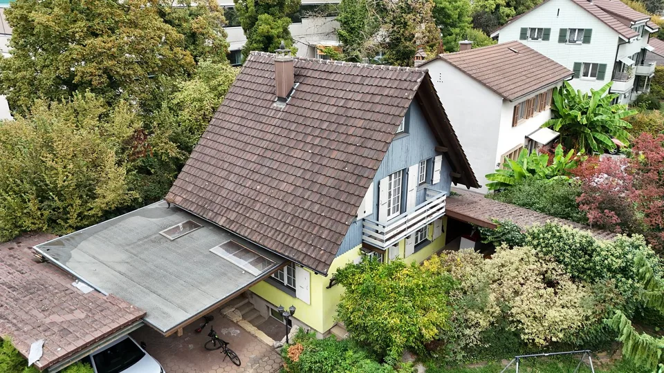 Charmantes 5.5-Zimmer-Einfamilienhaus mit Einliegerwohnung 1.5 Zimmer in Nidau – Foto 13 von 14