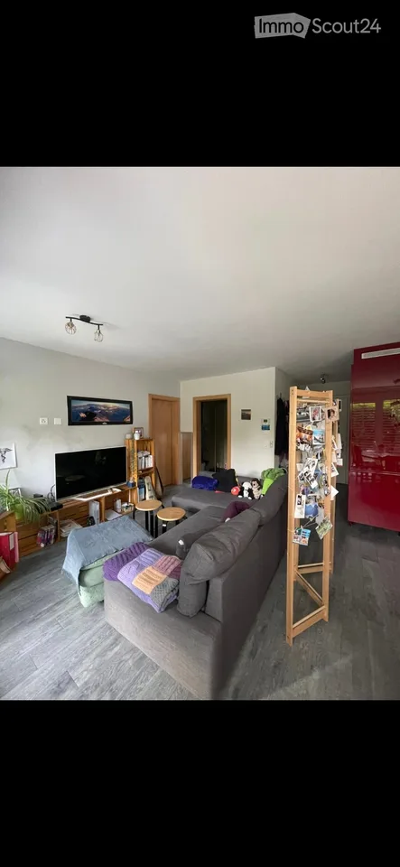 Schönes 2.5-Zimmer-Apartment im Erdgeschoss – Foto 3 von 5
