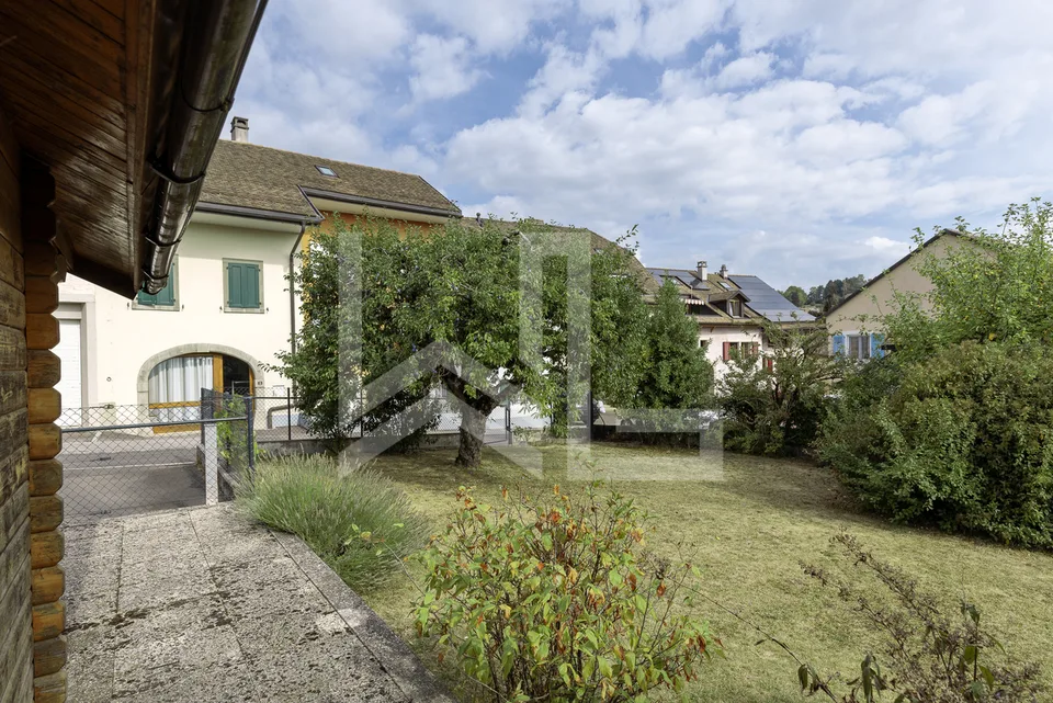 Echtes Dorfhaus mit Garten – Foto 2 von 5
