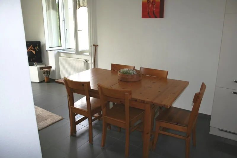 Zu vermieten charmantes 3,5-Zimmer-Apartment im Erdgeschoss eines kleinen Gebäudes – Foto 6 von 11