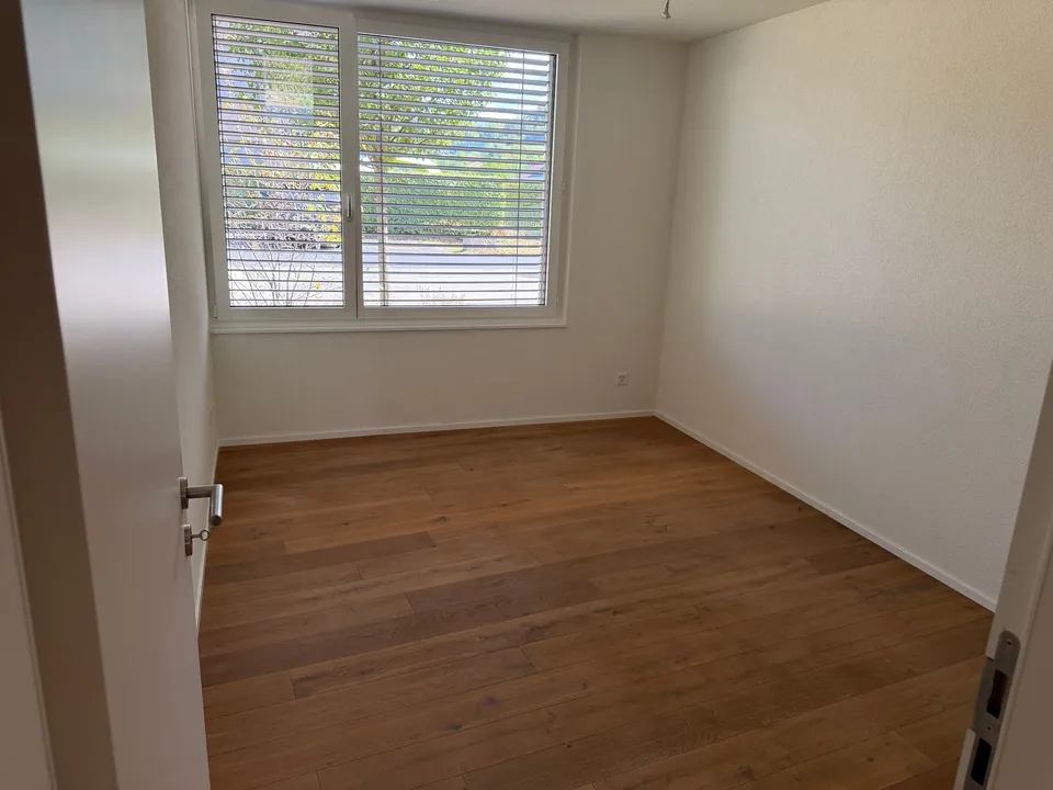 Appartamento di giardino moderno 3.5 locali a Frick – 100 m² di comfort abitativo con area di soggiorno coperta – foto 16 di 20