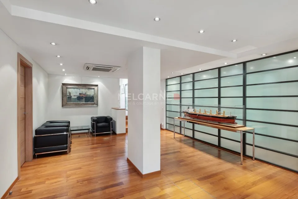 Bureaux d'env. 345 m² à vendre - Proche du lac – foto 2 di 8