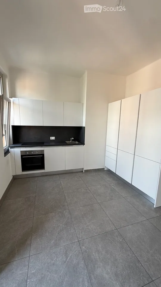 Wir vermieten ein wunderschönes 4,5-Zimmer-Apartment, das komplett renoviert wurde – Foto 5 von 12