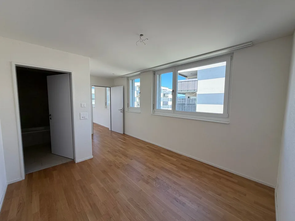 Attraktive 3.5-Zimmer-Wohnung an ruhiger Lage in Rothrist – Foto 4 von 8