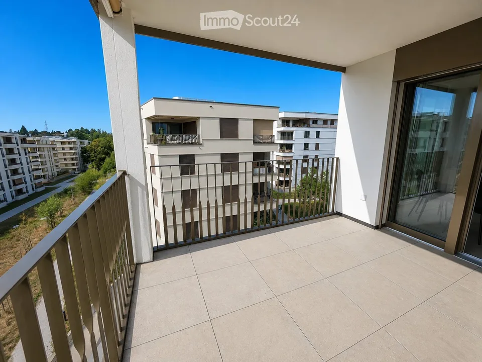 Moderne 2.5-Zimmer-Wohnung mit großem Balkon in Marly – Foto 5 von 5
