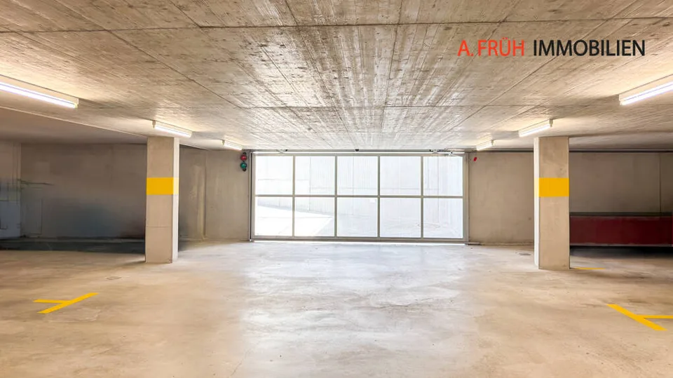 2.5-room attic apartment with two parking spaces – photo 13 of 13