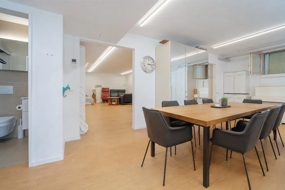3½-Zimmer-Wohnung und riesiger Hobbyraum - 97 m² zum Wohnen. 80 m² für Ihre Ideen – Foto 10 von 13