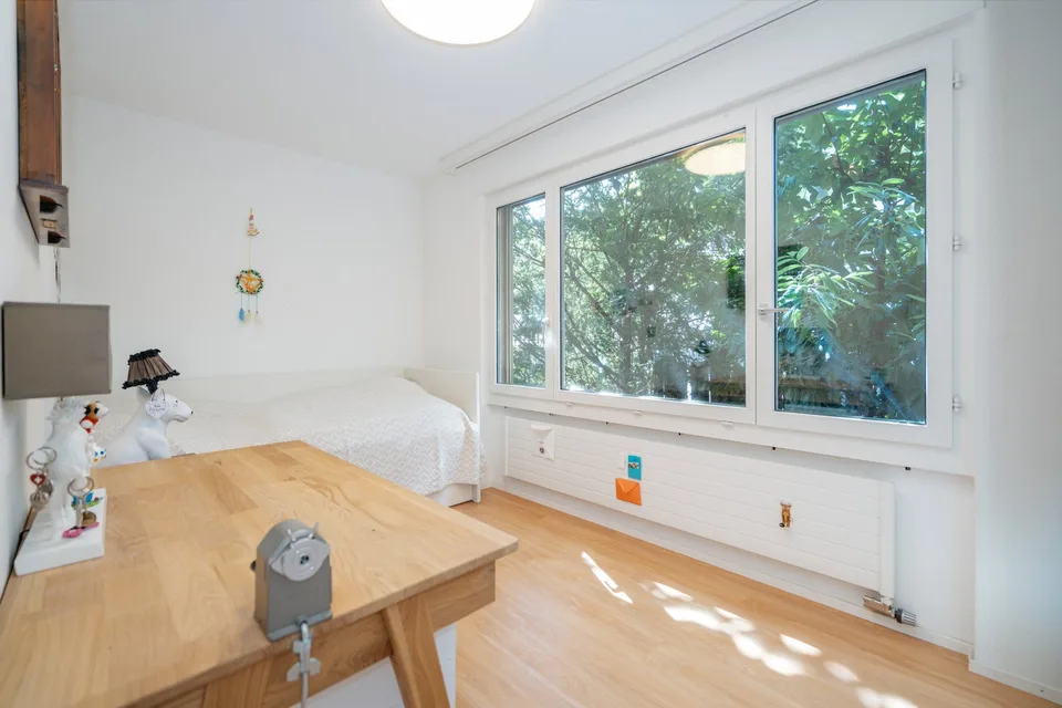 3½-Zimmer-Wohnung und riesiger Hobbyraum - 97 m² zum Wohnen. 80 m² für Ihre Ideen – Foto 7 von 13