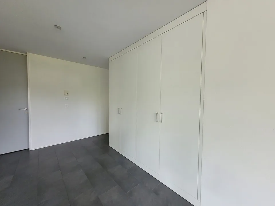Appartamento di 4,5 locali al piano terra con posto giardino – foto 7 di 12