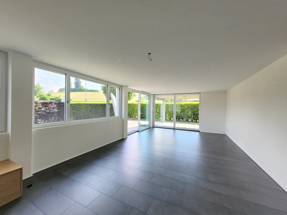 Appartamento di 4,5 locali al piano terra con posto giardino – foto 6 di 12