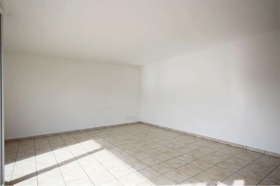Viganello: geräumige 4,5-Zimmer-Wohnung in der Nähe aller Dienstleistungen – Foto 4 von 10