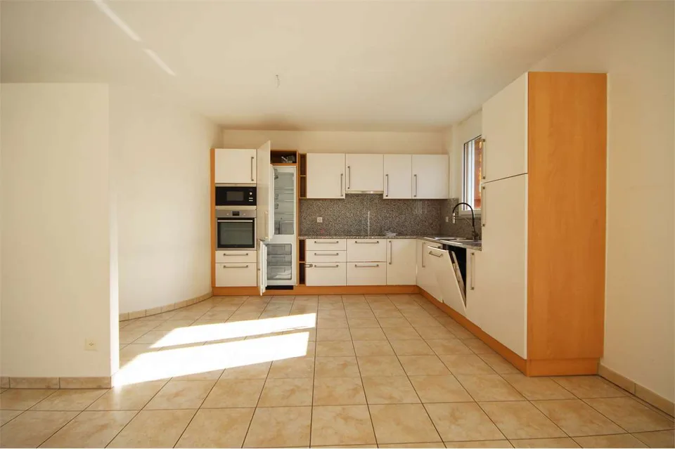 Viganello: geräumige 4,5-Zimmer-Wohnung in der Nähe aller Dienstleistungen – Foto 3 von 10