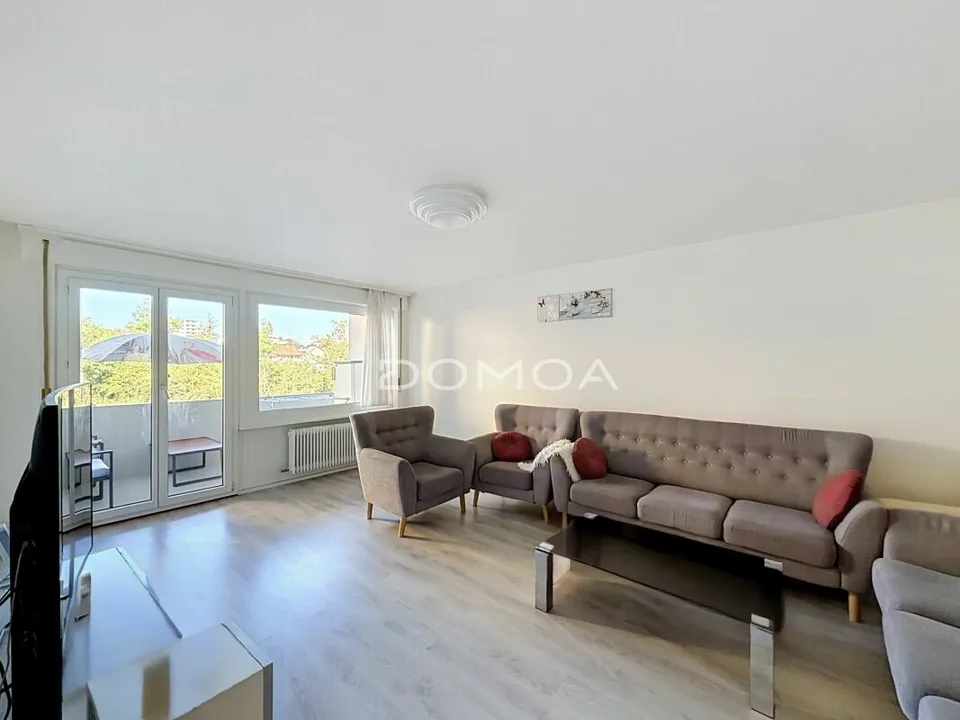 Schönes Apartment mit Balkon von 3,5 Zimmern im 1. Stock – Foto 2 von 10