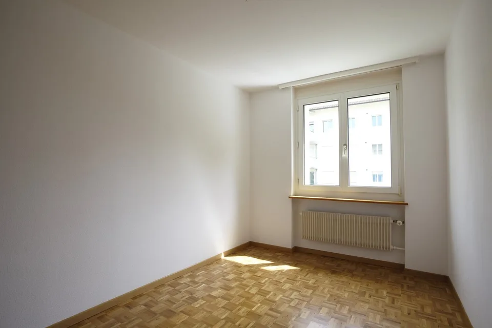 Appartamento di 4 locali ristrutturato con balcone a St. Gallen – foto 9 di 12