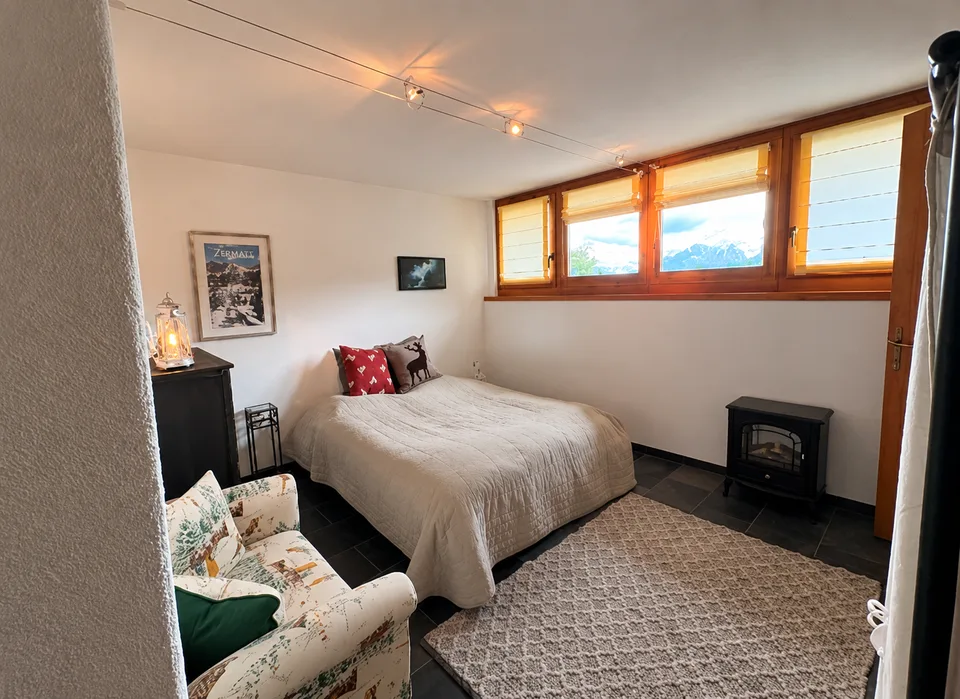 Appartement attractif de 4,5 pièces avec galerie et vue imprenable à Valbella – photo 24 sur 26