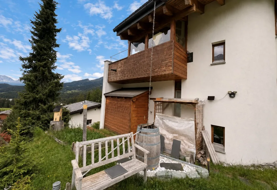 Appartement attractif de 4,5 pièces avec galerie et vue imprenable à Valbella – photo 6 sur 26