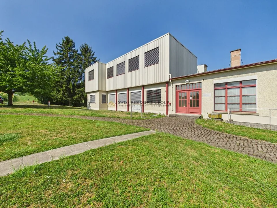 Investimento commerciale attraente con reddito locativo e potenziale di sviluppo – foto 4 di 11
