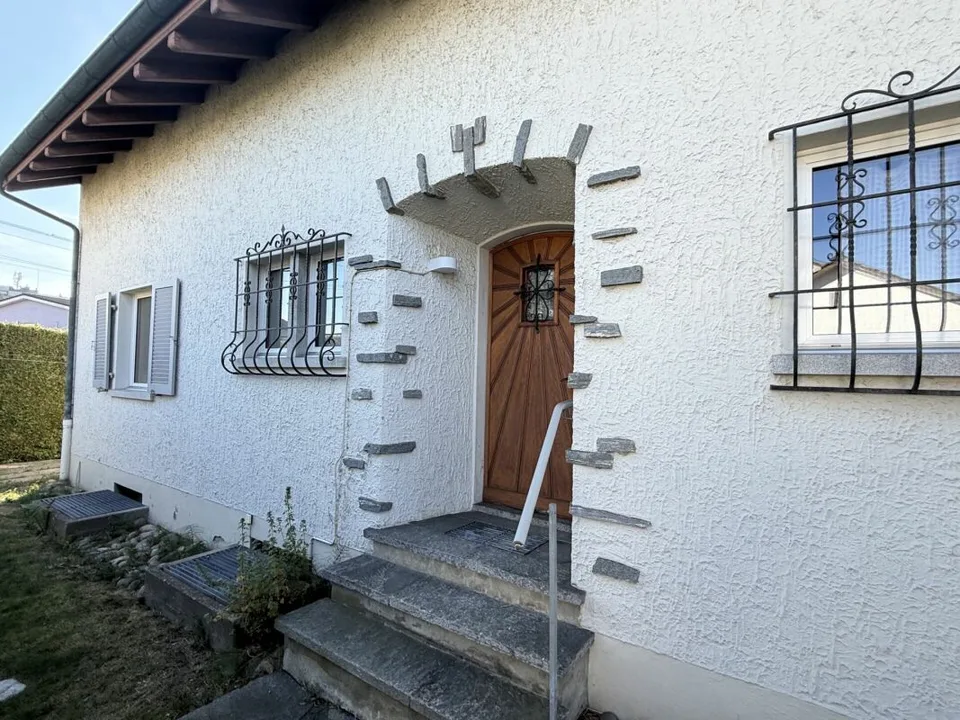 5.5 Zimmer Einfamilienhaus in Buchs AG – Foto 2 von 27