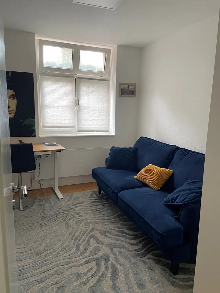 Helle, moderne Wohnung mit Seesicht – Foto 13 von 16