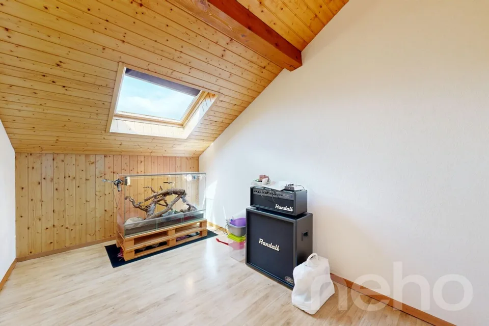 Duplex de 6.5 pièces avec balcon, garages à Savièse – photo 9 of 12