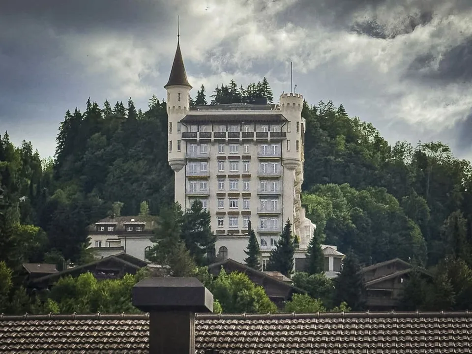 Appartamento affascinante nel centro di Gstaad - Vista sulla valle e sul palazzo – foto 10 di 13