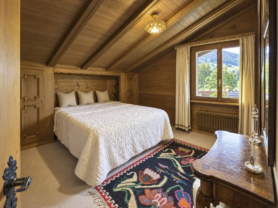 Appartamento affascinante nel centro di Gstaad - Vista sulla valle e sul palazzo – foto 13 di 13