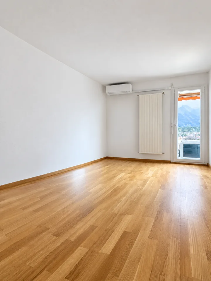 Appartamento luminoso con vista a Lugano – Disponibile subito – foto 4 di 8
