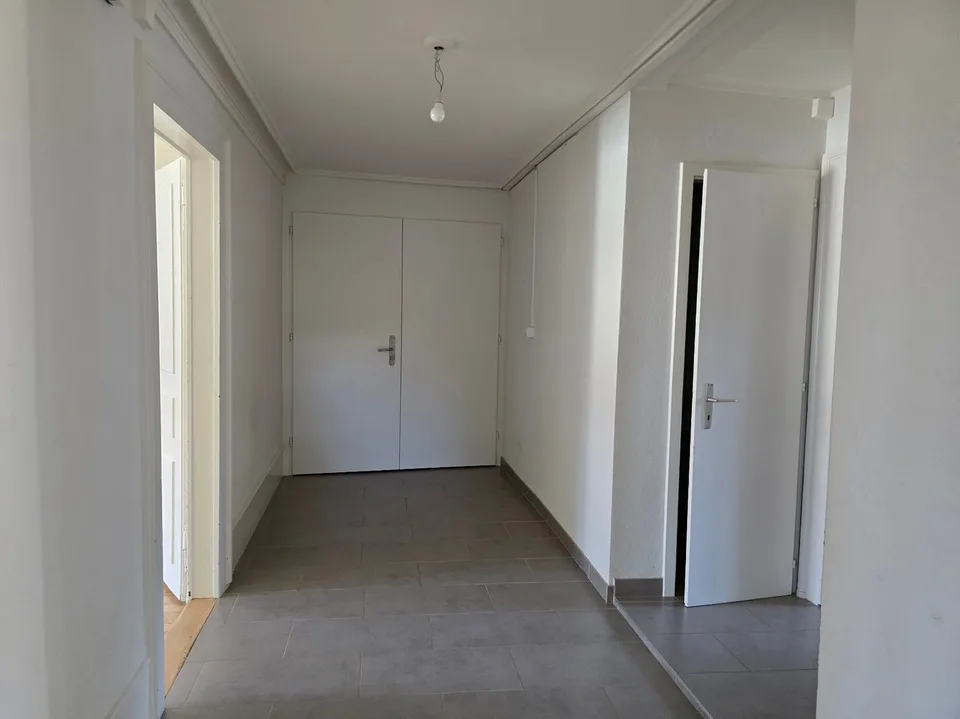 Spacieux appartement de 4 pièces au centre de Fleurier – photo 10 sur 12