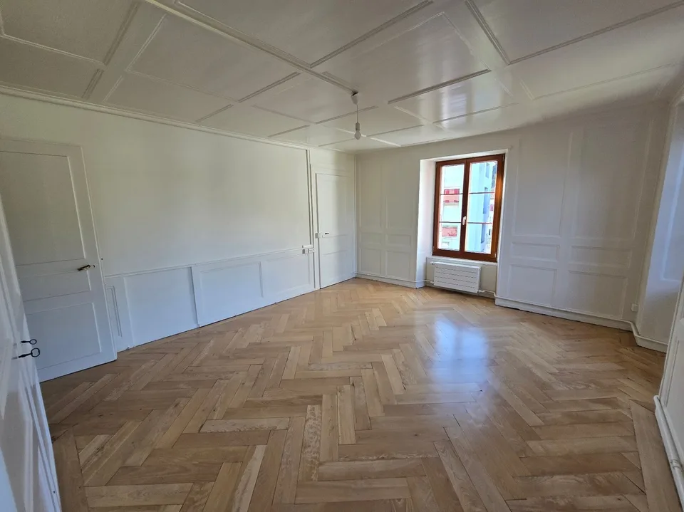 Spacieux appartement de 4 pièces au centre de Fleurier – photo 7 sur 12