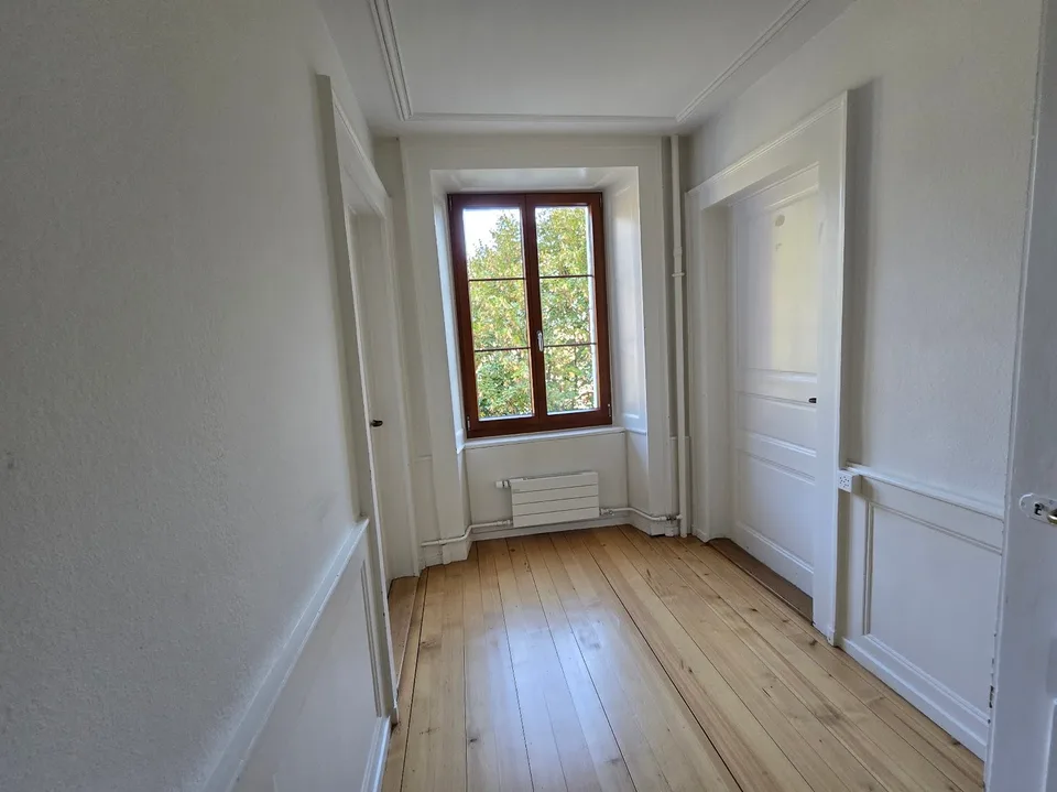 Spacieux appartement de 4 pièces au centre de Fleurier – photo 9 sur 12