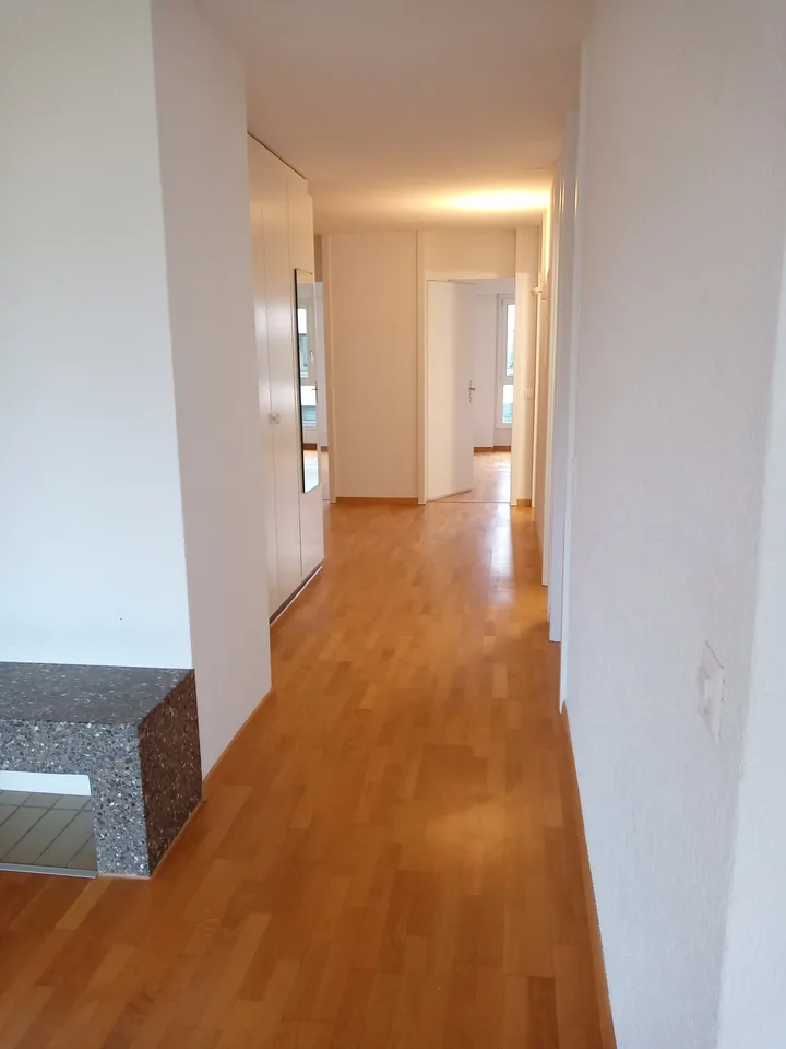 A Home to Feel Good – Modern Ground Floor Apartment – photo 5 of 9