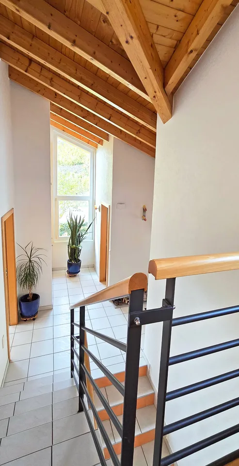 Grande villa familiare sulla collina di Fully – foto 5 di 8