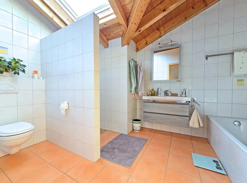 Grande villa familiare sulla collina di Fully – foto 6 di 8