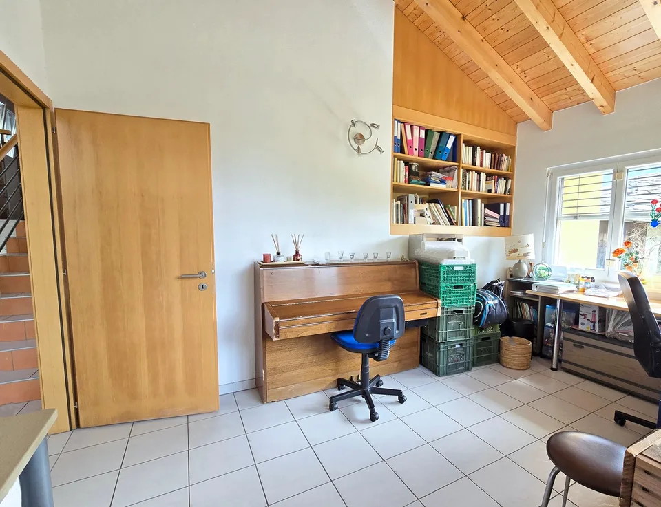 Grande villa familiare sulla collina di Fully – foto 8 di 8