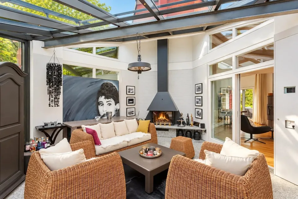 Casa unifamiliare architettonica con studio di 1,5 locali integrato – foto 8 di 13