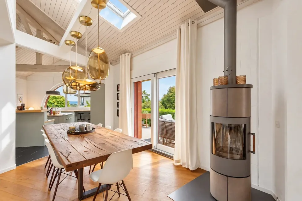 Casa unifamiliare architettonica con studio di 1,5 locali integrato – foto 3 di 13