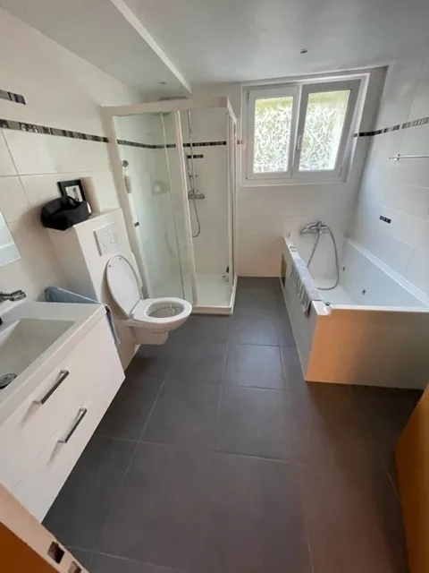 6 Zimmer Einfamilienhaus in Renens VD – Foto 10 von 20