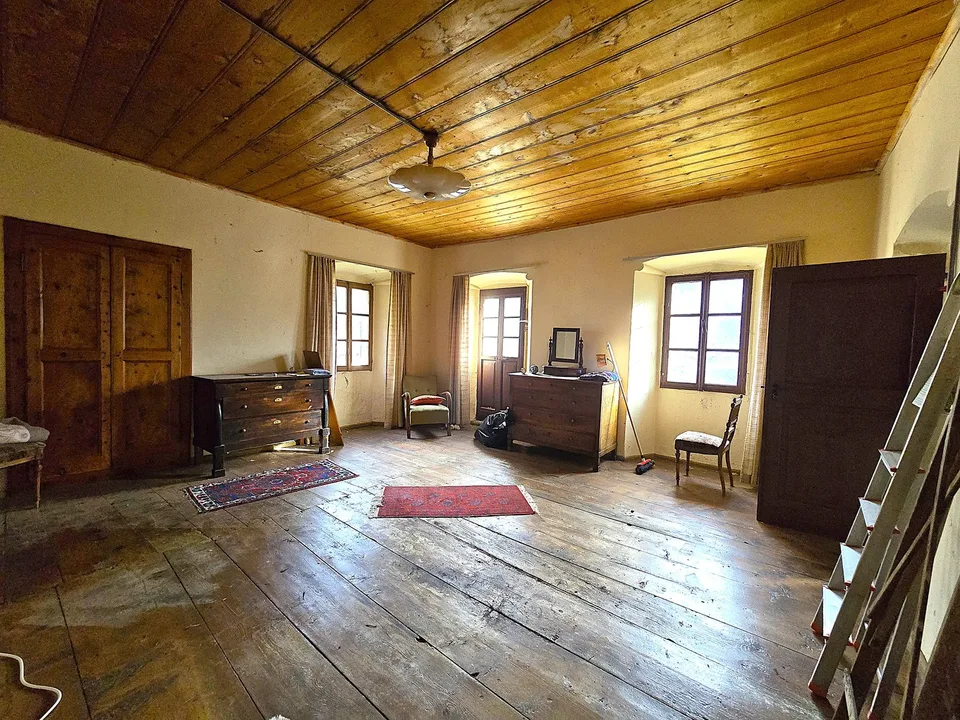 Charmantes historisches Haus mit grossem Grundstück – foto 7 di 30