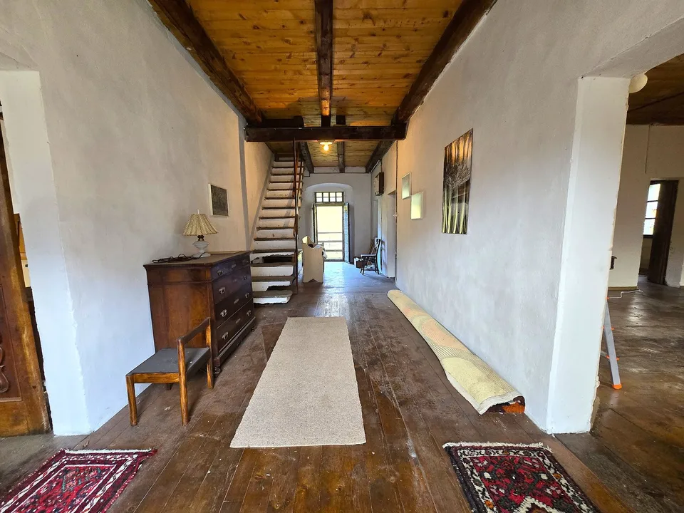 Charmantes historisches Haus mit grossem Grundstück – foto 19 di 30