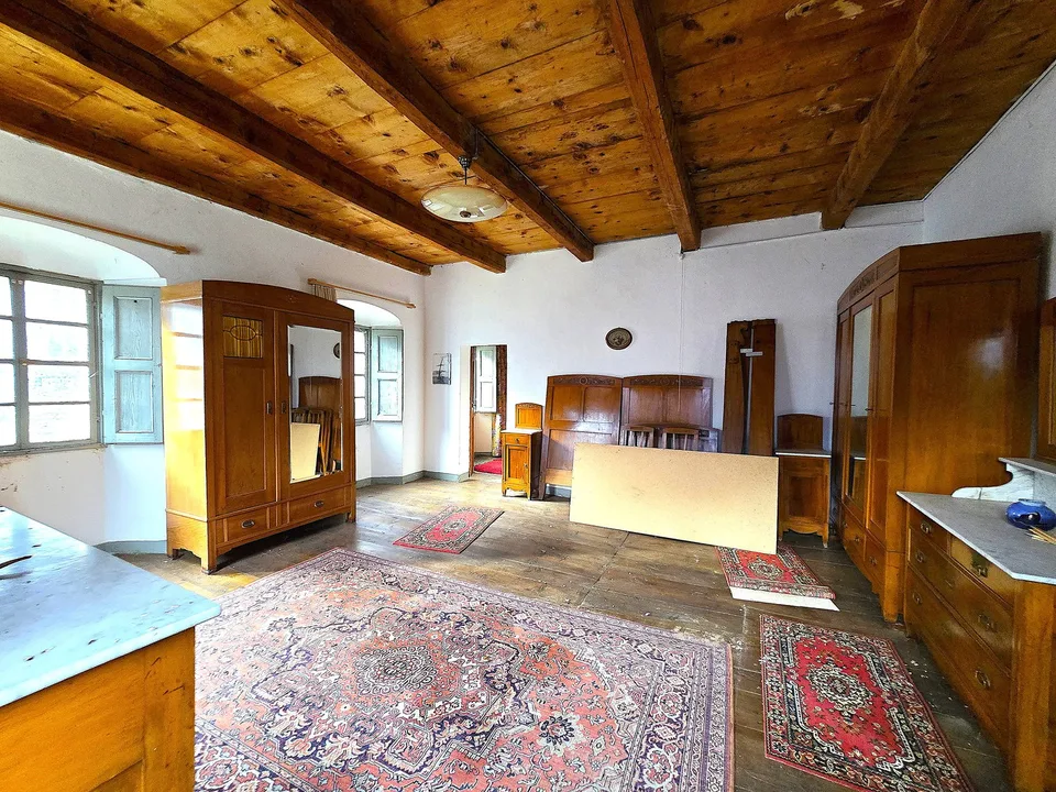 Charmantes historisches Haus mit grossem Grundstück – foto 9 di 30