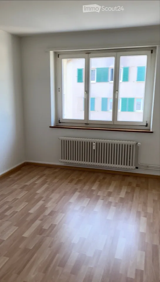 Schöne 3 Zimmerwohnung sehr zentral und ruhig – Foto 2 von 5