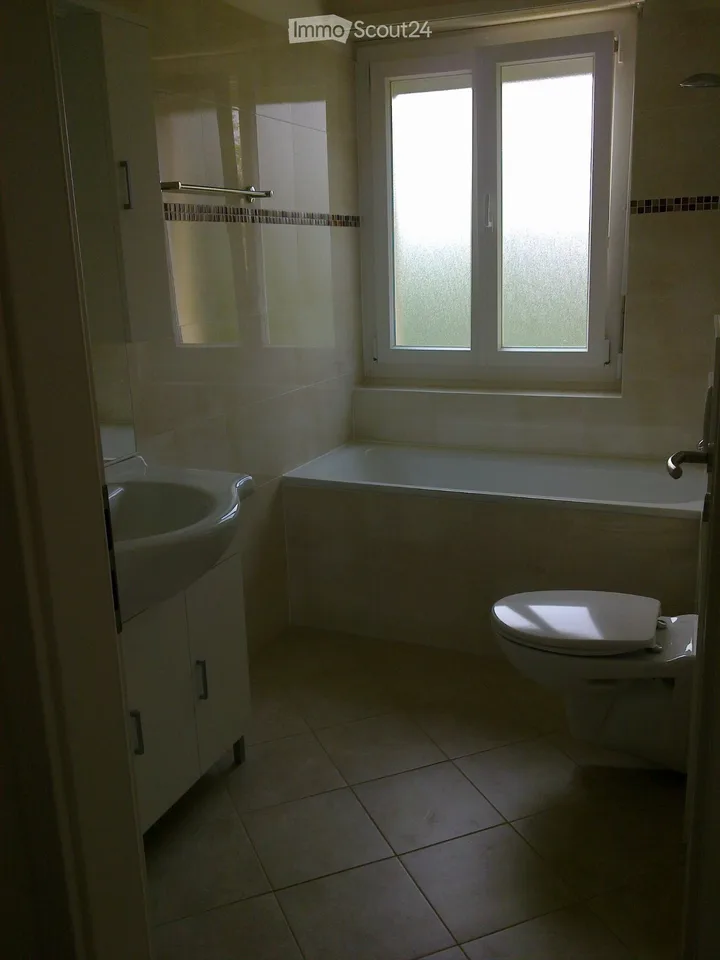 Miete eines wunderschönen 2,5-Zimmer-Apartments – Foto 3 von 5