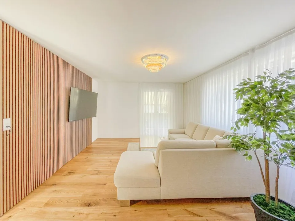 3 Case. 1 Terreno. Progetto di costruzione approvato con grande potenziale – foto 7 di 30