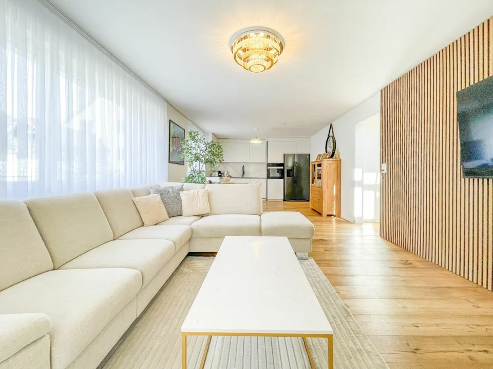 3 Case. 1 Terreno. Progetto di costruzione approvato con grande potenziale – foto 6 di 30