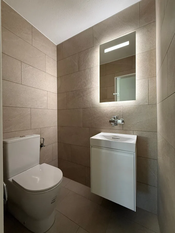 Première location après rénovation – appartement spacieux 4.5 pièces avec balcon – photo 7 sur 16